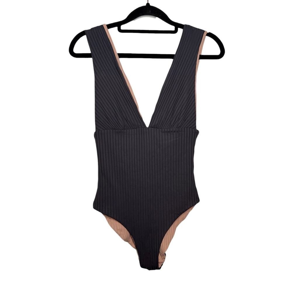 Cali Dreaming Dark Gray Ribbed Plunge Grove One Piece Swimsuit Small